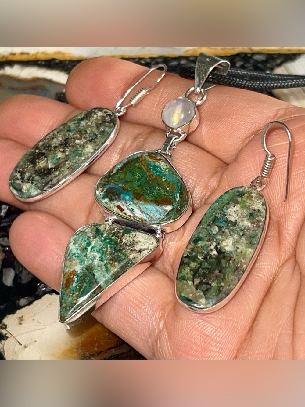 Chrysocolla Pair w Rainbow Moonstone Pendant & Earrings